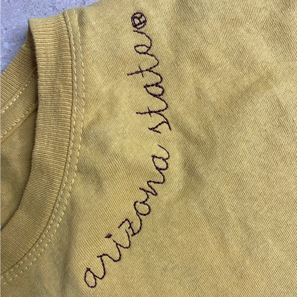 NWT: ASU- Short Sleeve Crop Top-Women-Size Small